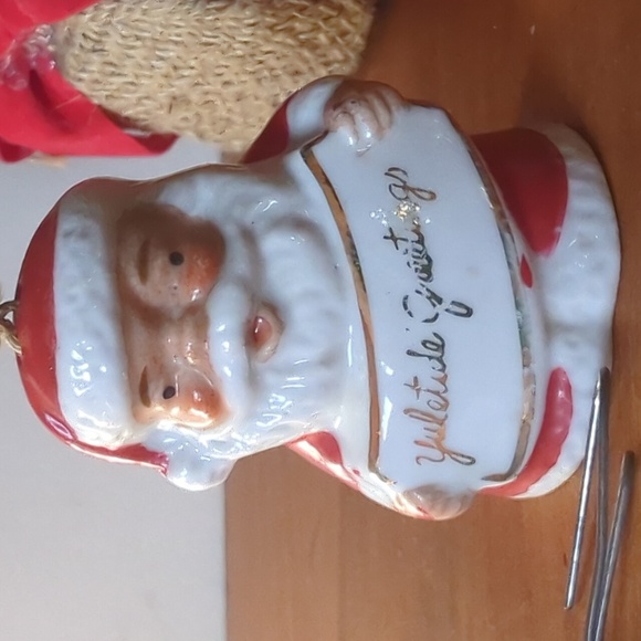 Yuletide Greetings Small Porcelain Santa Made In Japan With Small Bell - Picture 5 of 5
